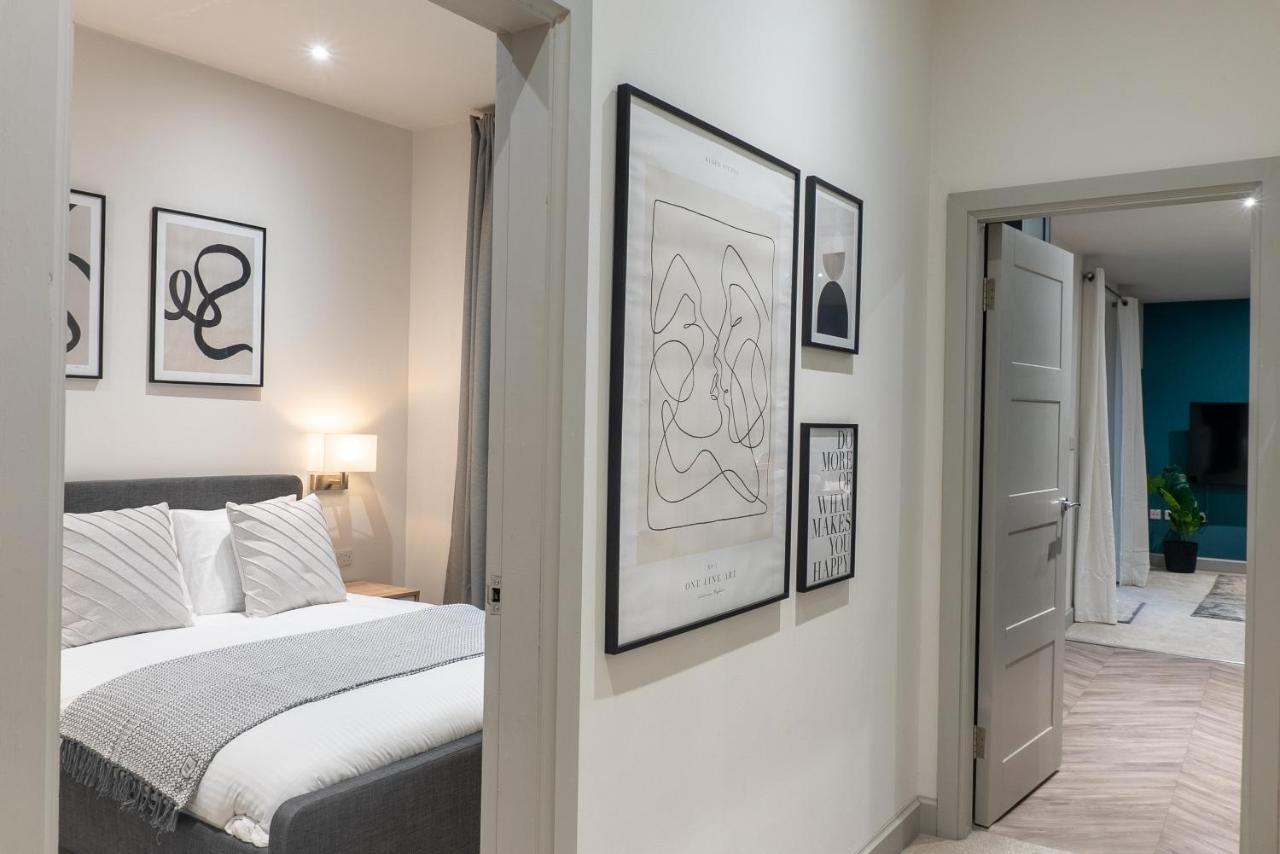 Spring Mount Huge Luxury Full Apartment- Harrogate Centre-Two Extremely Comfy Kingsize Bedrooms-Fully Equipped Modern Kitchen-Cosy Living Room With Huge Tv Εξωτερικό φωτογραφία