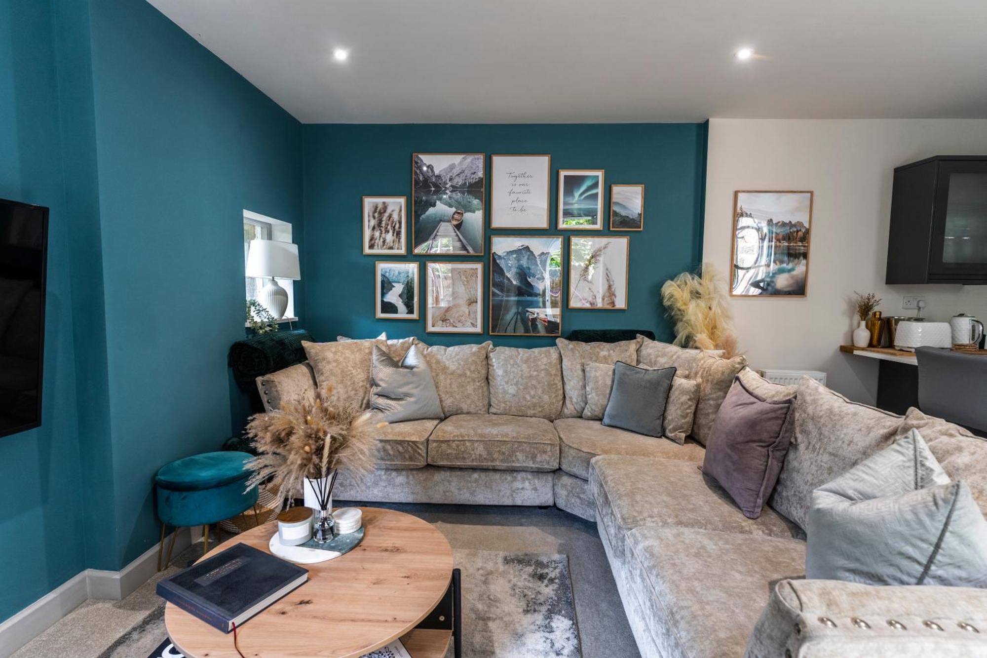 Spring Mount Huge Luxury Full Apartment- Harrogate Centre-Two Extremely Comfy Kingsize Bedrooms-Fully Equipped Modern Kitchen-Cosy Living Room With Huge Tv Εξωτερικό φωτογραφία